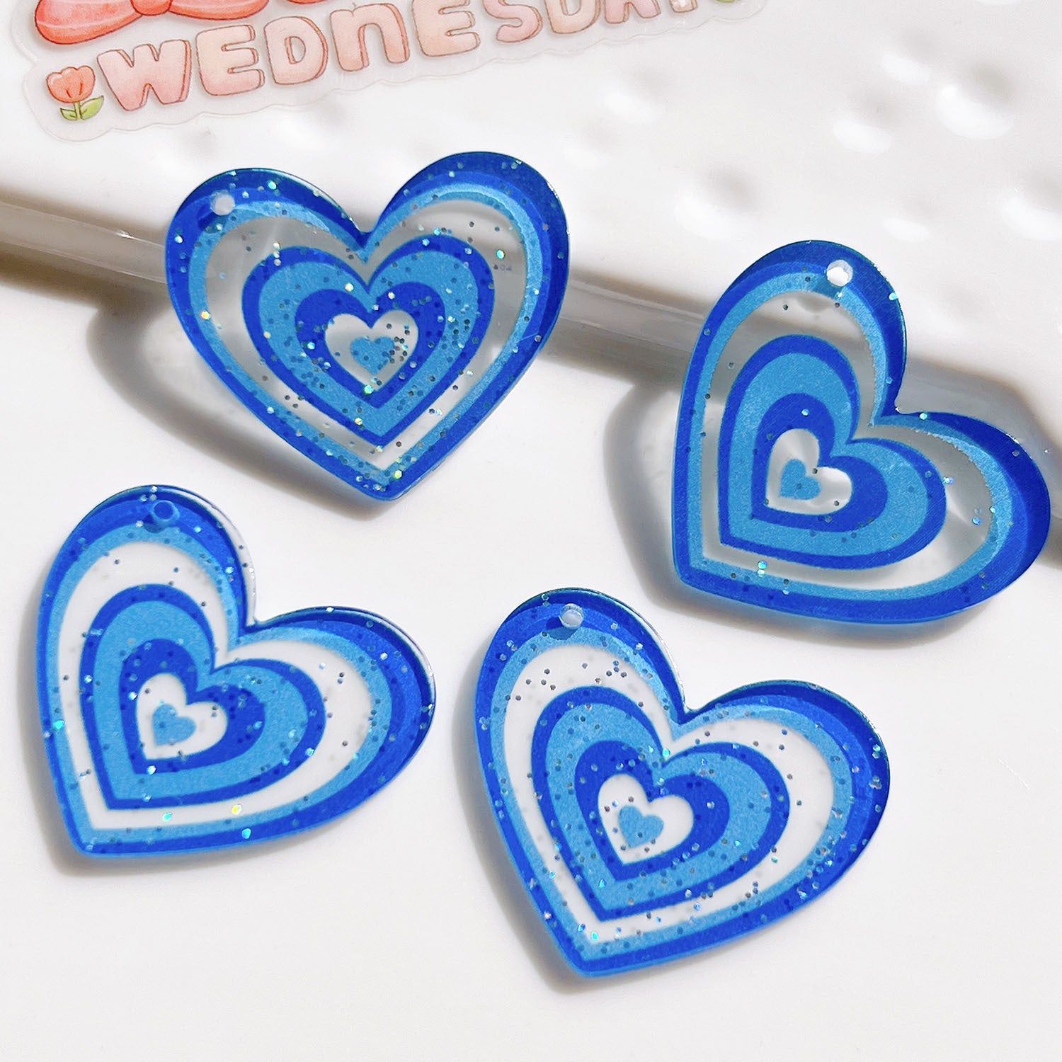 Wholesale 5pcs Acrylic Heart Accessories FlatBack with Holes